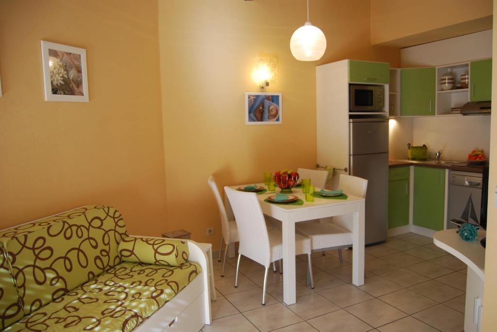 Lagrange Grand Bleu Vacances - Residence Les Jardins De Neptune Saint-Cyprien  Ngoại thất bức ảnh