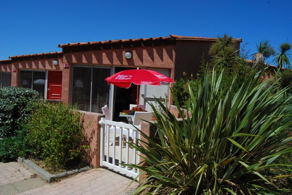 Lagrange Grand Bleu Vacances - Residence Les Jardins De Neptune Saint-Cyprien  Phòng bức ảnh
